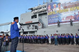 GUBERNUR KEPRI MELEPAS 300 PESERTA, KAPAL PEMUDA KEPRI TAHUN 2017