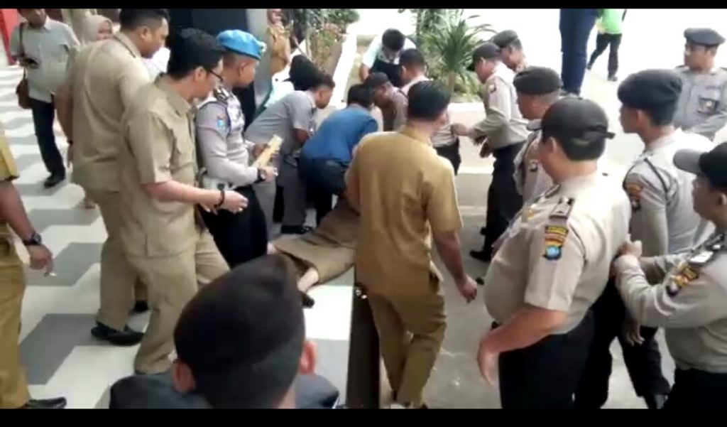 Demo Mahasiswa Ricuh, Kabid Disdik Meninggal Dunia