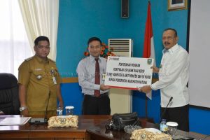 Bank Riau Kepri Serahkan Bantuan CSR Ke Pemkab Natuna