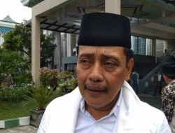 Ketua nu jatim hasan mutawakkil alallah di masjid-al akbar surabaya