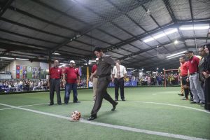 Isdianto Buka Turnamen Futsal Piala Ketua DPRD Kepri
