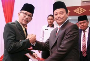 555 ASN PEMKO TANJUNGPINANG TERIMA PENGANUGRAHAN SATYALANCANA KARYA SATYA