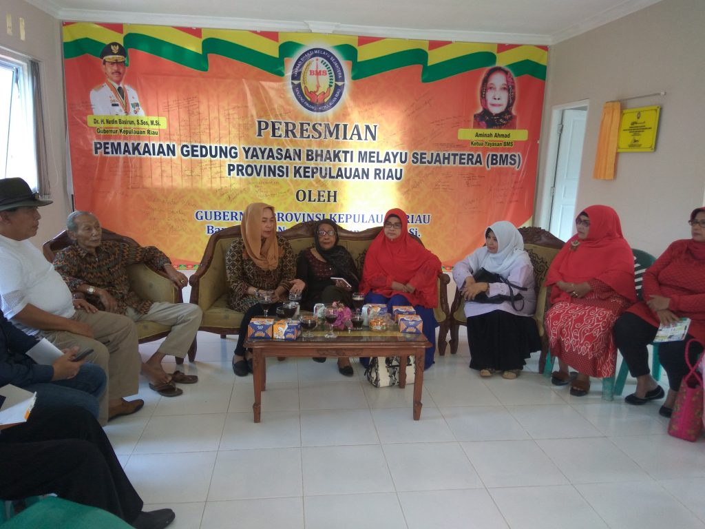 Anggota DPR-RI Dwi Ria Latifa Bersirahturahmi Ke Yayasan BMS