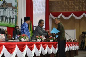 Fraksi DPRD Kepri Beri Pandangan Terhadap Nota Keuangan RAPBD 2019