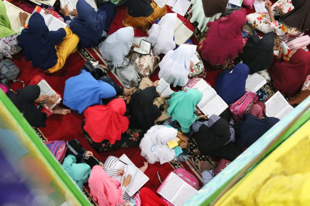 Setiap Malam Jum’at, 36.250 Anak Bintan Bersholawat dan Mengaji