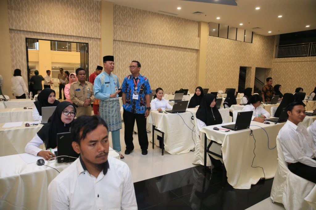 Walikota Tanjungpinang Tinjau Pelaksanaan Tes CPNS