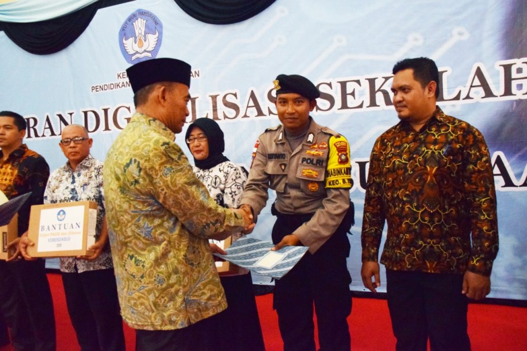 Kapolres Apresiasi Kinerja Bhabinkamtibmas Bunguran Timur