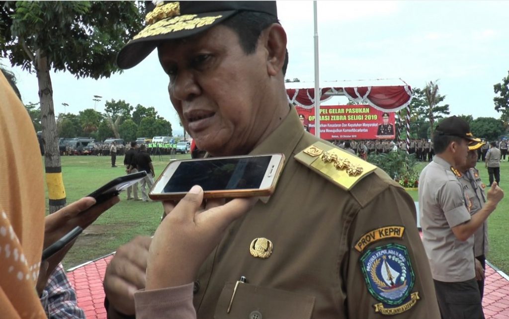 PLT GUBERNUR DAN KETUA DPRD PROVINSI KEPRI APRESIASI KINERJA TNI-POLRI BERHASIL PENGAMANAN PEMILU 2019