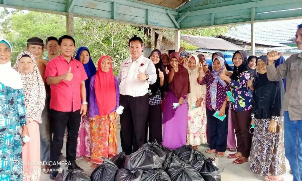 Ketua Komisi III Tinjau Korban Banjir Sebadai Hulu