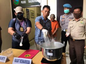 Gunakan Air Mendidih, Polres Tanjungpinang Kembali Musnahkan BB Shabu