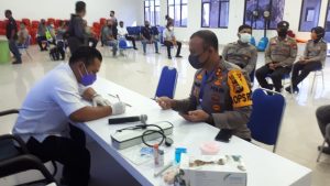 Jajaran Polres Bengkalis Beri Bansos dan Sembako Kepada Masyarakat