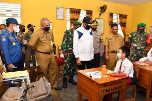 Hamid Rizal Pantau Hari Pertama Belajar Tatap Muka