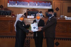 Rahma sampaikan Pidato Nota Kebijakan Umum APBD 2021 dan Perubahan APBD 2020