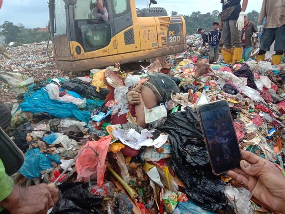 Seorang Pria Ditemukan Tewas Tangan Terikat di TPA Punggur