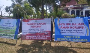 Dukungan Mengalir, Masyarakat Beri Papan Ucapan Atas Kinerja Kejaksaan Negeri Bengkalis