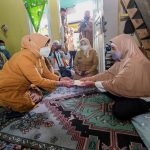 Rahma Beri Bantuan Kepada Penderita Tumor Paru di Kampung Bugis