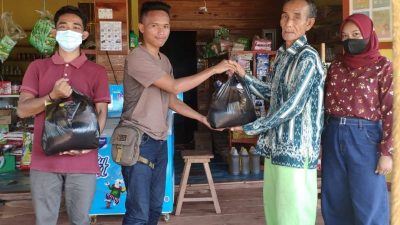 PT Multi Coco Indonesia Salurkan Sembako untuk Warga Sei Besar Lingga