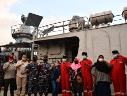 TNI AL Evakuasi Nelayan, Ketiga Keluarga Korban Lakalaut Ucapkan Terimakasih