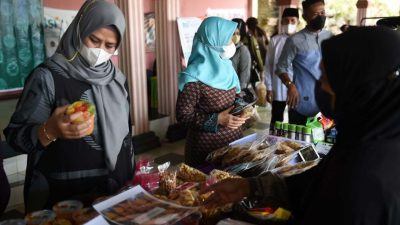 Kunjungi Bazar PDC Hipmikimdo, Dewi Kumalasari Inginkan Produk UMKM yang Berkhualitas