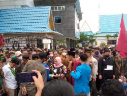 Ini Pernyataan Bupati Bengkalis Dihadapan Ratusan Mahasiswa Gabungan Unras