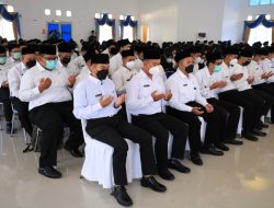 CPNS dan Guru PPPK di Lingga Terima SK