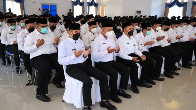 CPNS dan Guru PPPK di Lingga Terima SK
