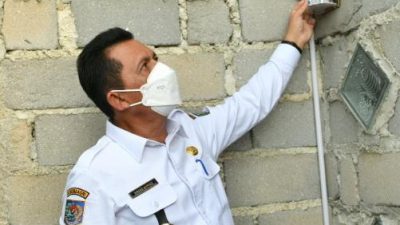 Resmikan Instalasi Listrik, Ansar Juga Serahkan CSR di Pulau Korek Galang