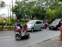 Akibat Tumpahan Minyak, Belasan Pemotor Tergelincir