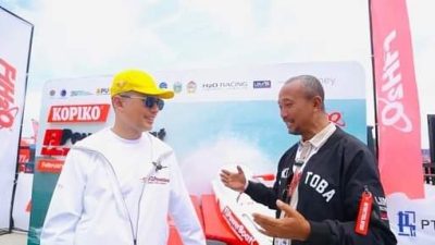 Wagub Sumut Ngonten Bersama YouTuber di F1 Powerboat 2023