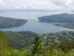 Ekspedisi Toba- HPN 2023:Geosite Sipinsur Manjakan Mata Dengan Panorama Danau Toba Yang Eksotis