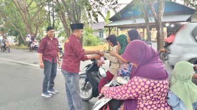 Bagi Takjil, DPC AJOI Bengkalis Berbuka Bersama Beri Santunan Anak Yatim dan Kaum Dhuafa