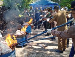 BC Bengkalis Musnahkan 41,2 ton Daging Ilegal Asal India