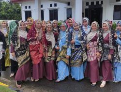 Tudong Manto Raih Rekor Muri dan Haki di Pawai HUT Lingga Ke-20