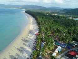Pantai Putih Terpanjang, Menambah Pesona Padang Melang Wisata Yang Nyaman