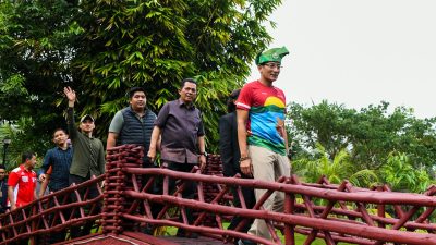 Bupati Roby dan Menparekraf Sandiaga Uno Angkat Wisata Alam Poyotomo