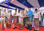 Bupati Bengkalis Hadiri Pawai Ta’aruf MTQ ke 42 Provinsi Riau di Kota Dumai