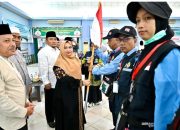 Bupati Resmi Lepas Keberangkatan JCH Asal Bengkalis Menuju Madinah