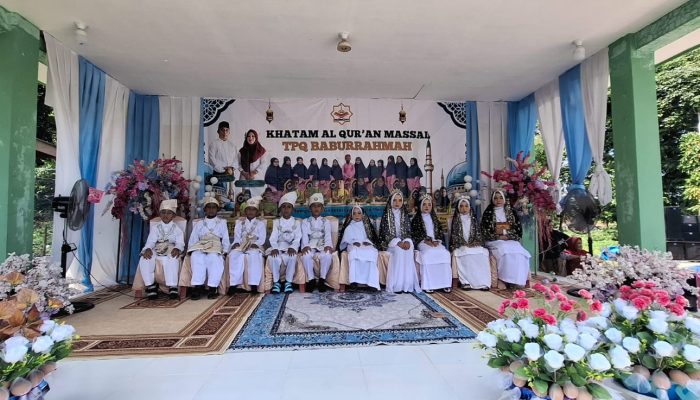 Khataman Al-Qur’an Massal TPQ Baburrahmah Desa Sungai Pinang Berlangsung Khidmat