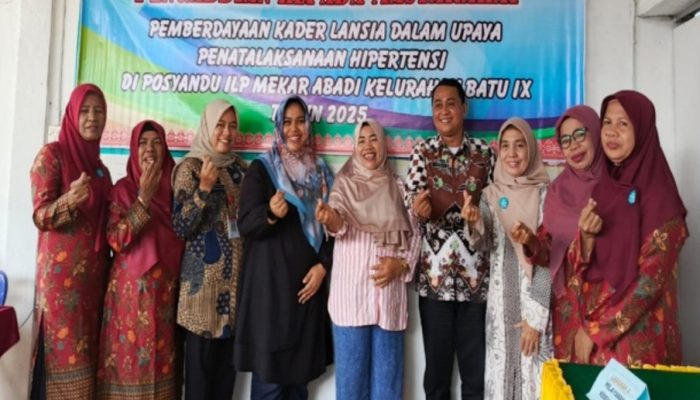 Pengabdian Poltekkes Kemenkes Tanjungpinang: Tingkatkan Peran Kader Lansia Cegah Hipertensi