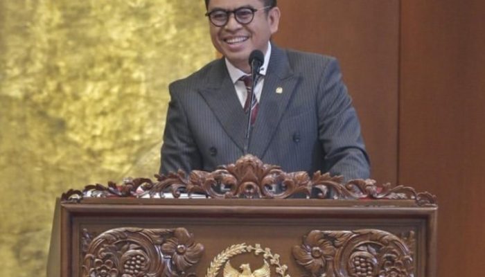 Endipat Wijaya Dirikan Dapur Solidaritas untuk Mahasiswa Korban Bencana Sumatra di Tanjungpinang