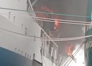 Kapal Dock di PT ASL Tanjung Uncang Diduga Meledak dan Terbakar
