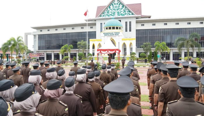 Upacara Hari Ibu di Kejati Kepri, Pesan Kuat Kesetaraan Gender Menggema