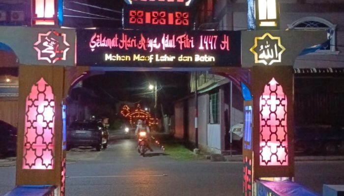 Malam 7 Likur Gerbang RT.02/RW.05, Pikat Warga Daik