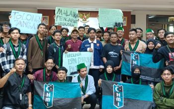 HMI Kepri Gelar Demo di Dompak, Sekda Janji Turun ke Nelayan Terdampak Pekan Ini