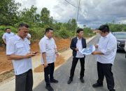 Tinjau Infrastruktur Jalan Sinjang di Toapaya, Roby Pastikan Proyek Bermanfaat bagi Masyarakat