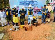 Bupati Aneng Resmi Letakkan Batu Pertama Gedung LAM Anambas, Simbol Kebangkitan Budaya Melayu
