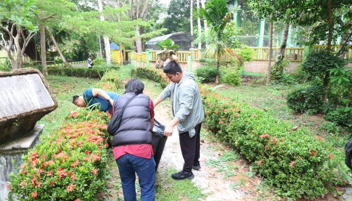 Sinergi Jaga Ikon Bintan Timur, Ansar Ahmad dan Roby Kurniawan Pimpin Aksi Gotong Royong di Kijang