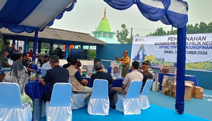 Bea Cukai Musnahkan Barang Ilegal Senilai Rp4,3 Miliar, Wawali Tanjungpinang Soroti Dilema Kebutuhan Barang dari Luar Kepri